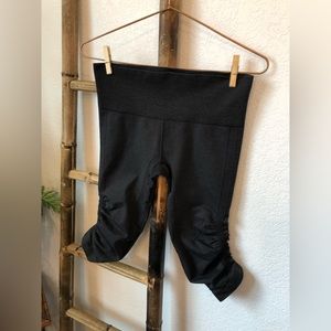 Lulu Lemon Ebb and Flow Crop Yoga Pants